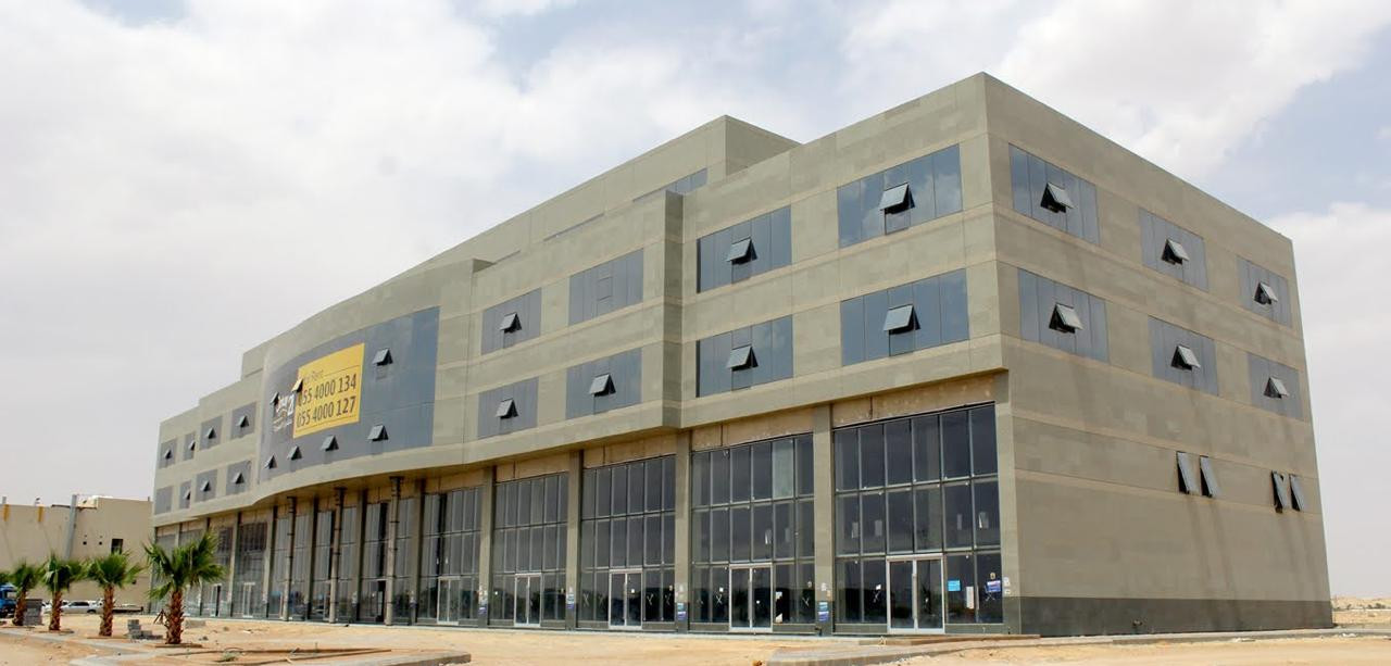 عماره تجاريه طريق القصيم